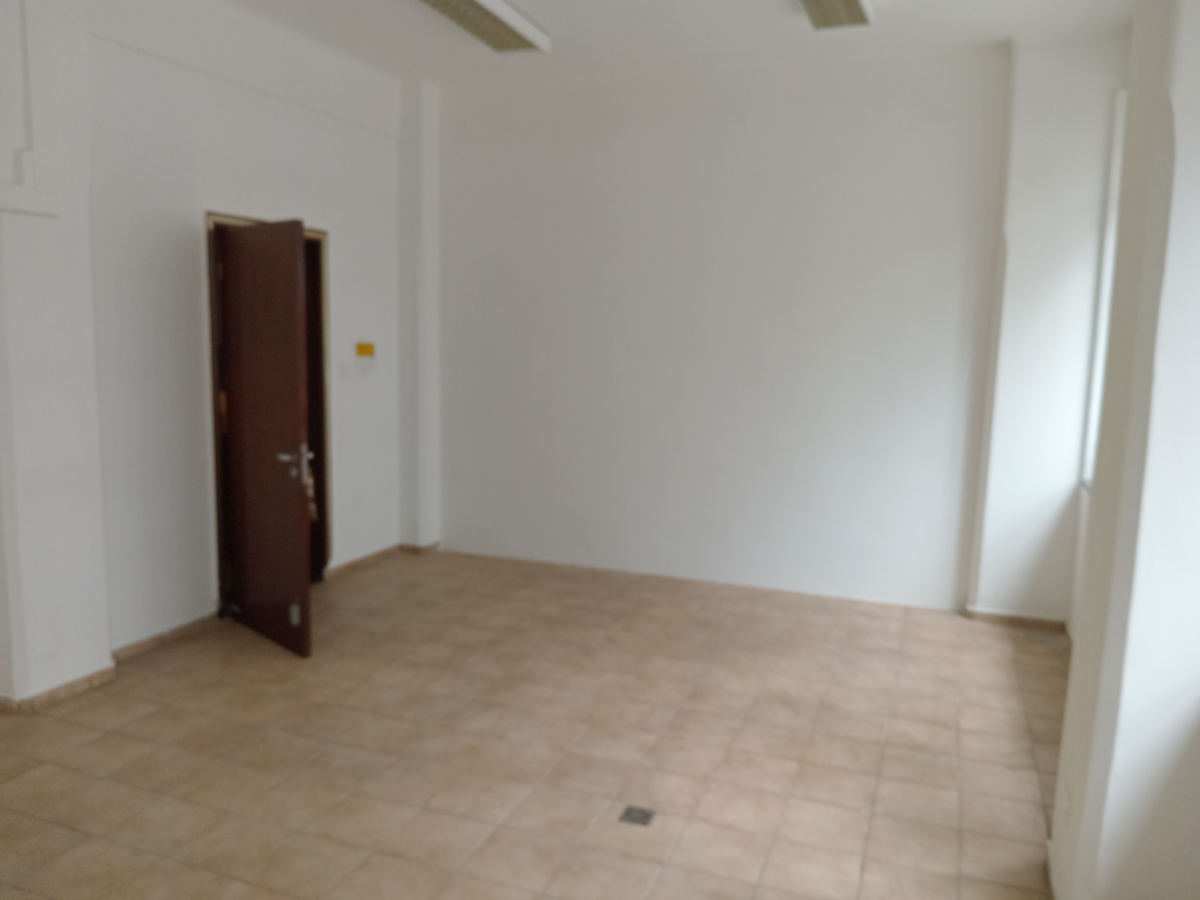 sala comercial proximo a 25 de marco e patio do colegio