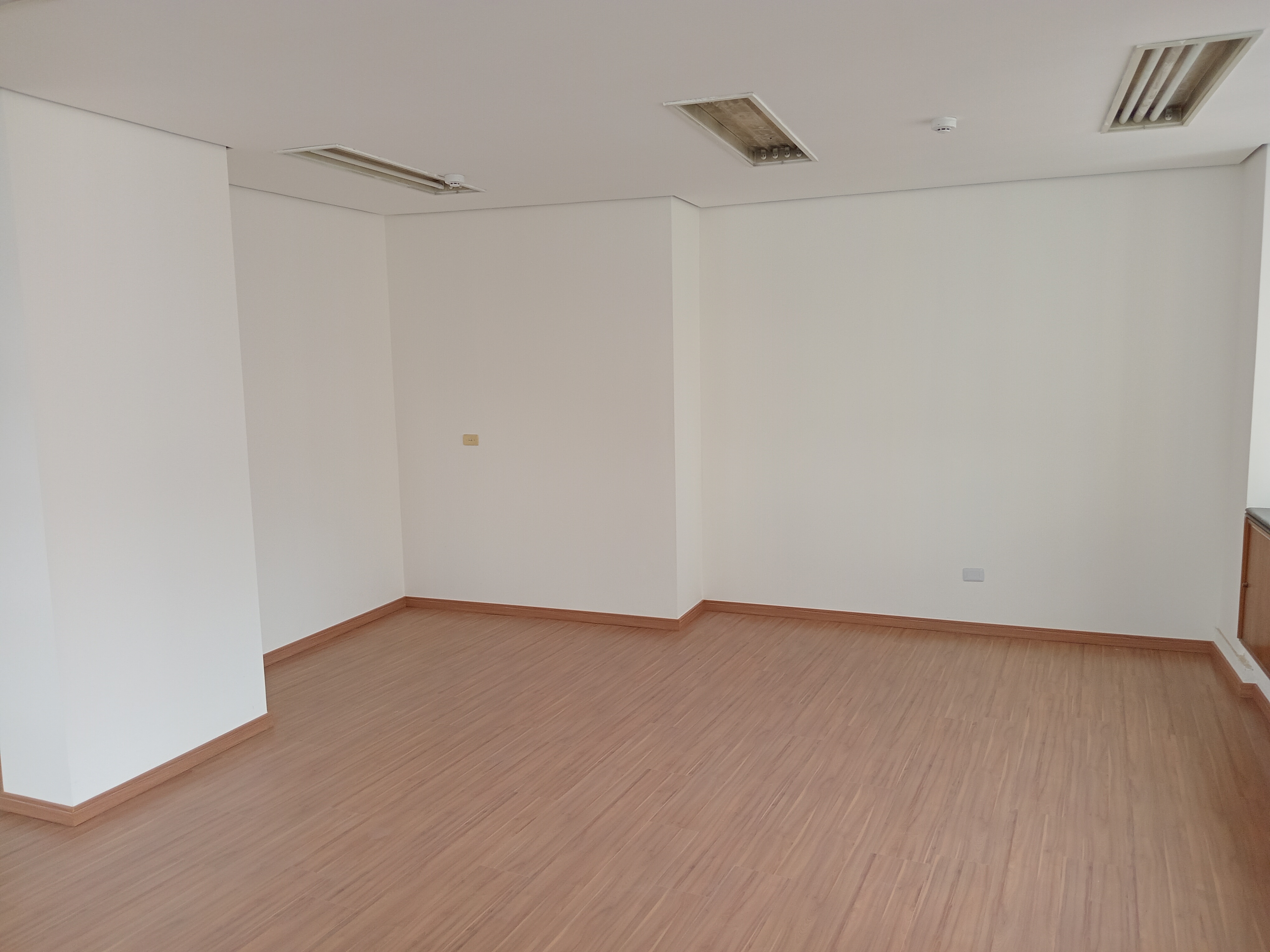 sala comercial andar inteiro proximo a 25 de marco e patio do colegio