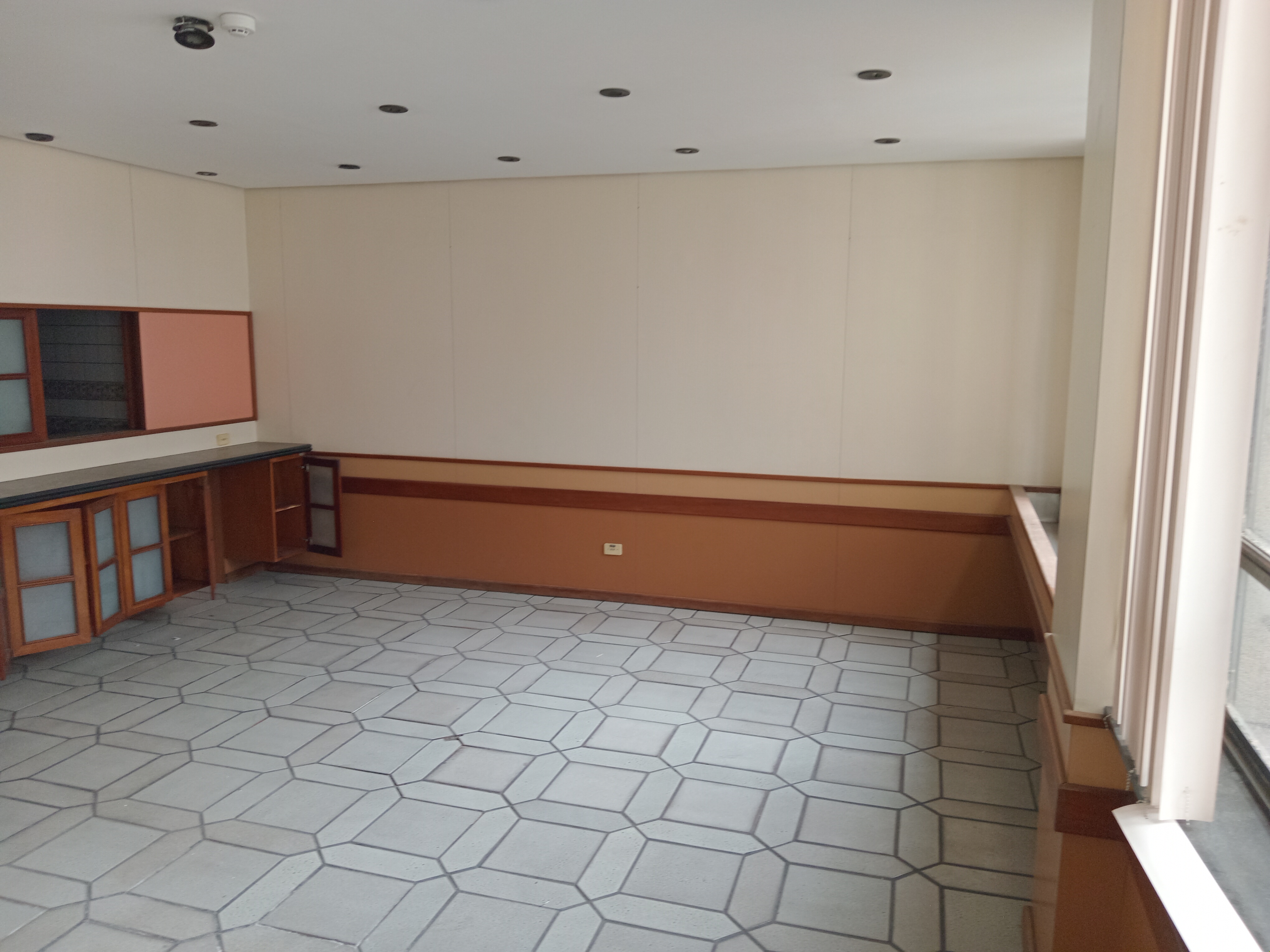 sala comercial andar inteiro proximo a 25 de marco e patio do colegio