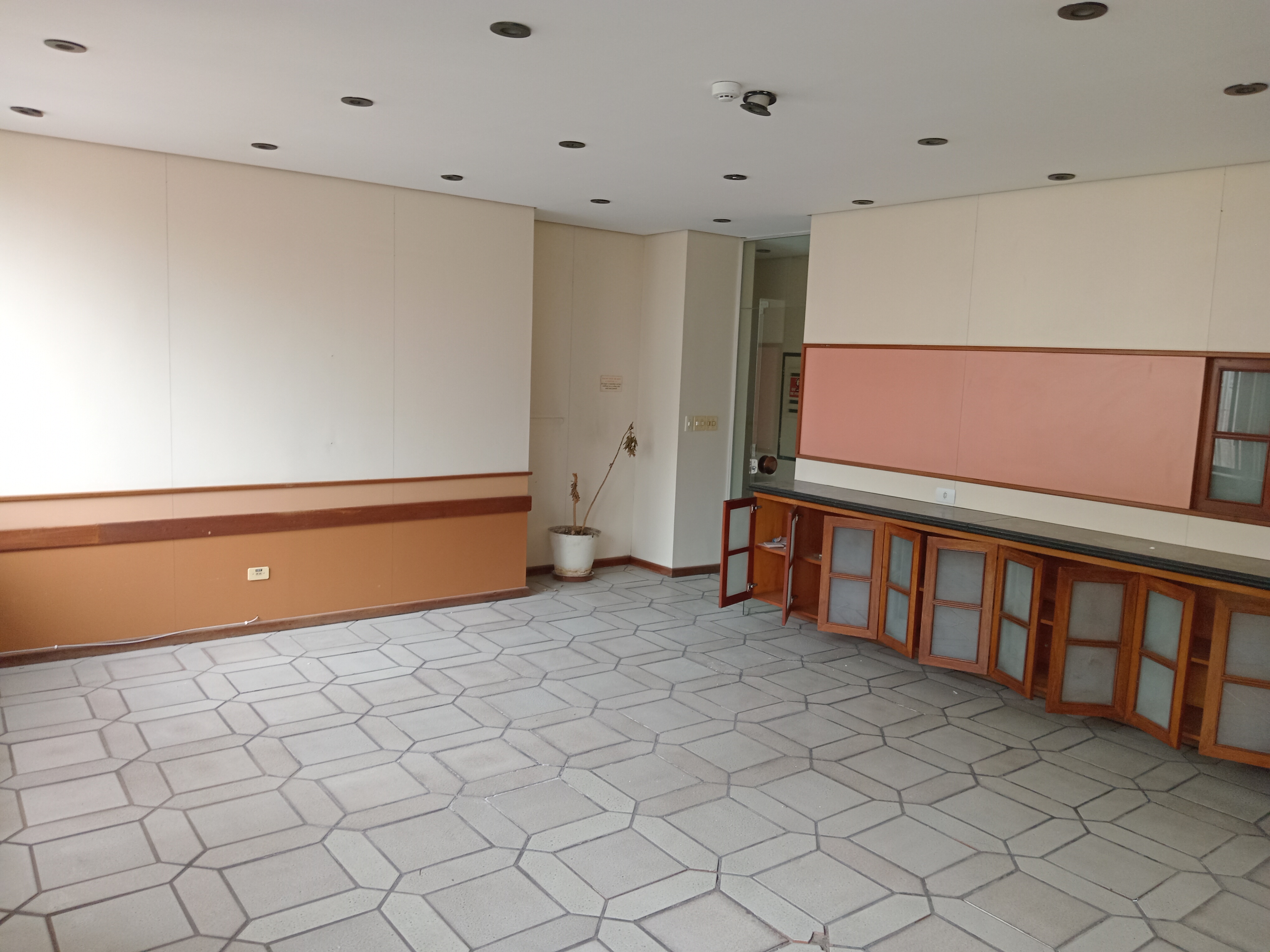 sala comercial andar inteiro proximo a 25 de marco e patio do colegio