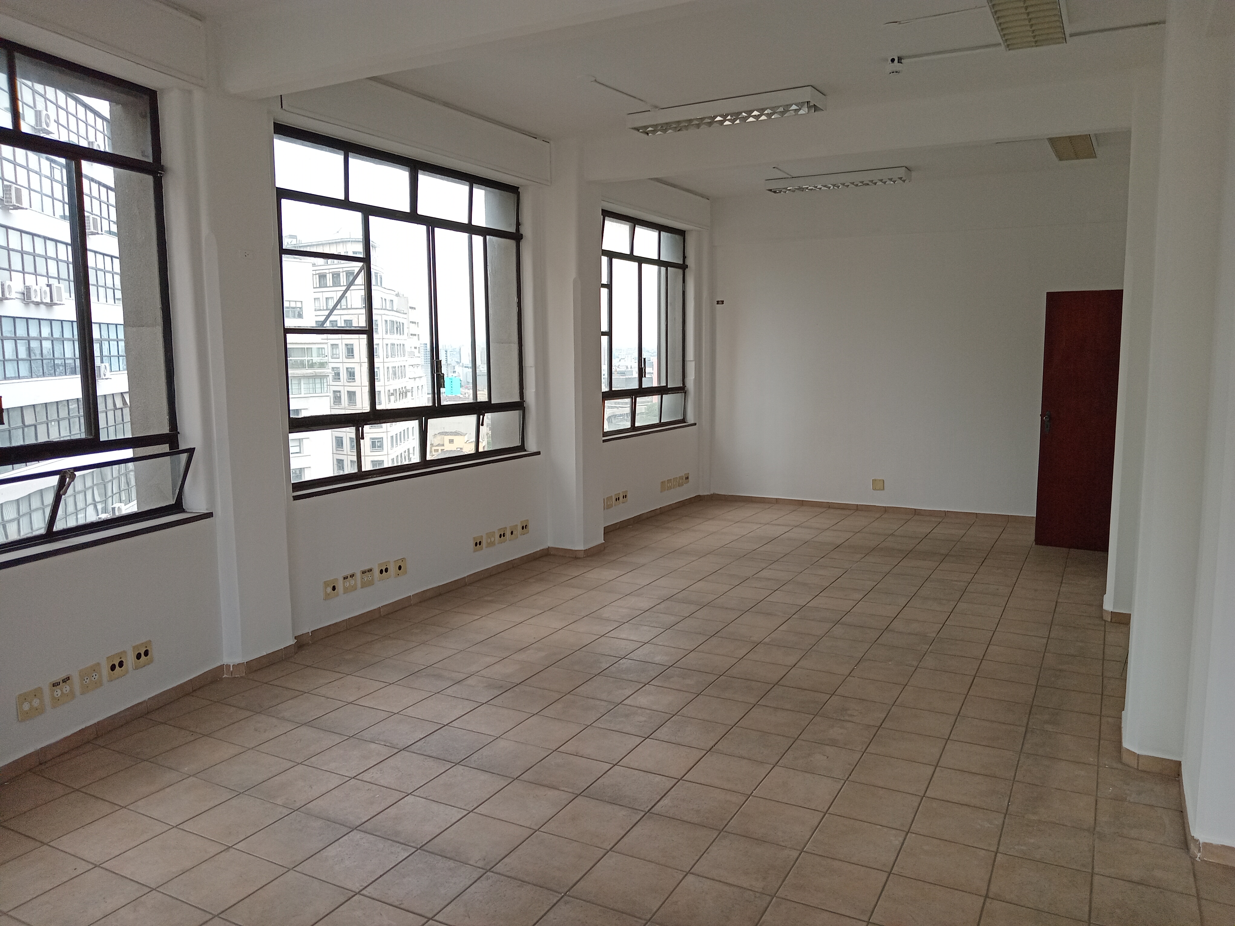 sala comercial andar inteiro proximo a 25 de marco e patio do colegio